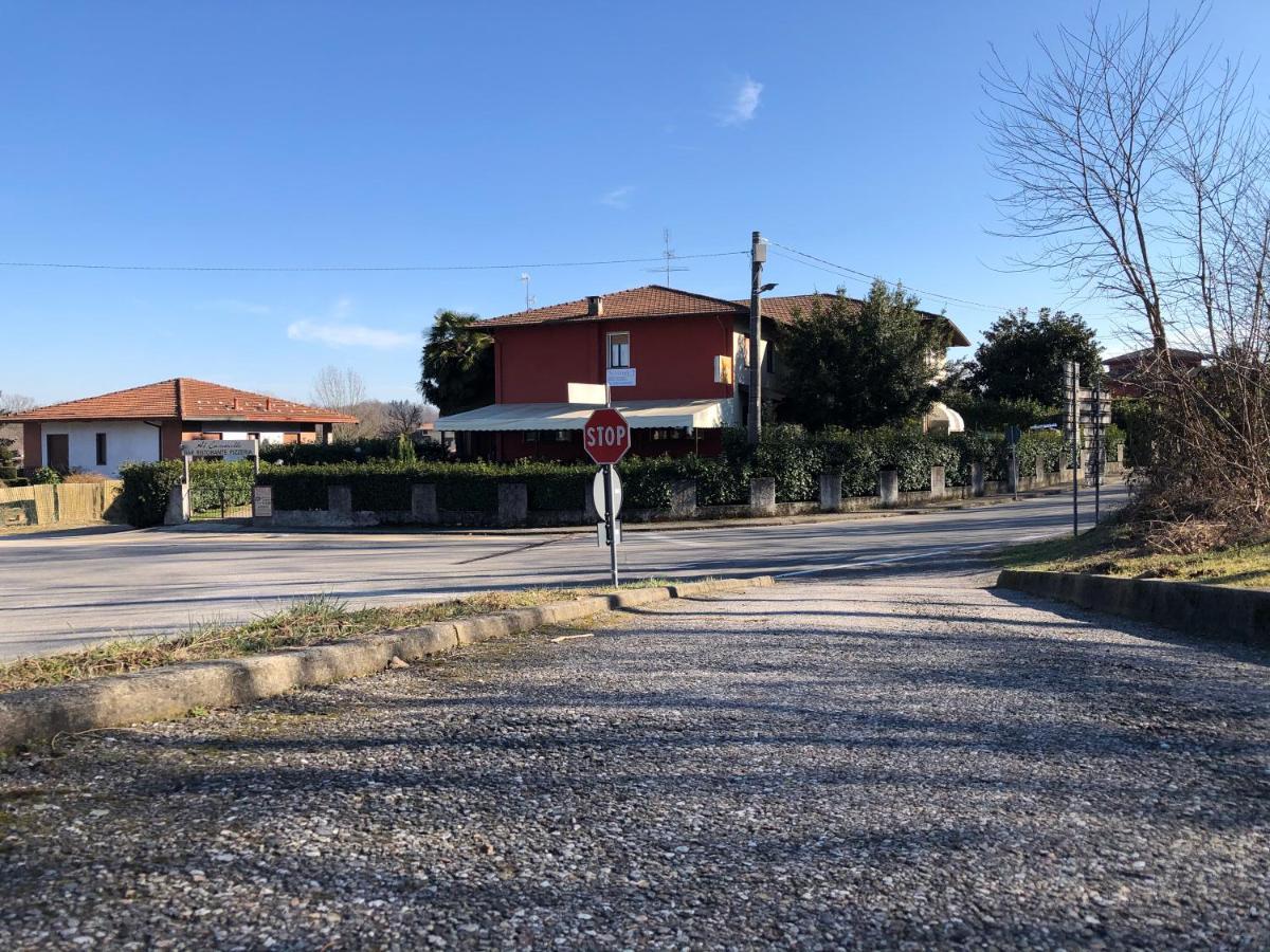 La Locanda Di Perico Paola Veruno Esterno foto